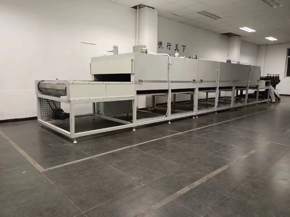 高温香蕉成视频人APP下载隧道炉（烘汽车内饰配件玻璃等）